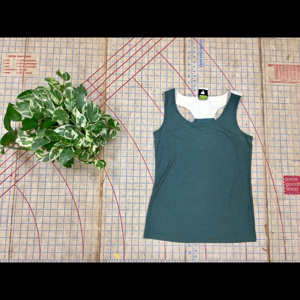 Nuvula tank size medium